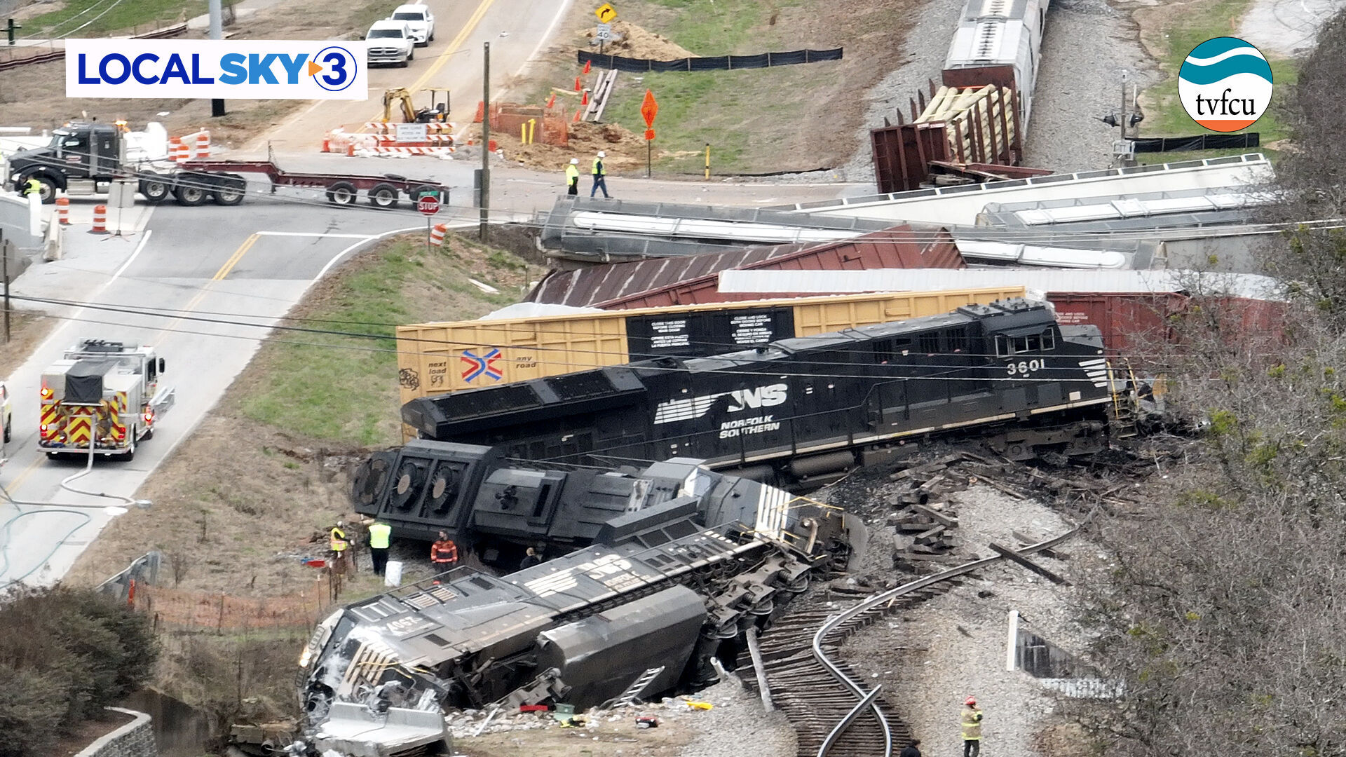 UPDATE: Train derailed in Collegedale after hitting truck carrying concrete bridge beam